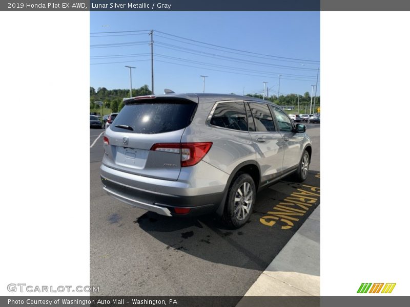 Lunar Silver Metallic / Gray 2019 Honda Pilot EX AWD