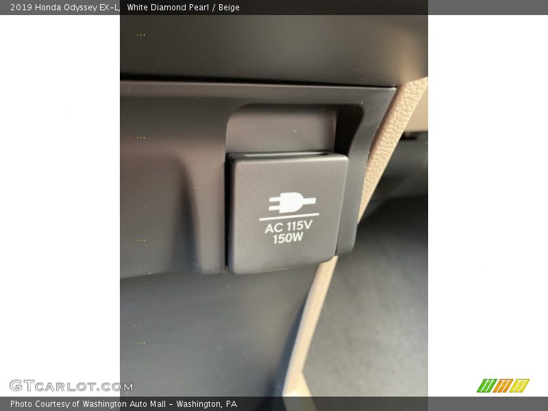 White Diamond Pearl / Beige 2019 Honda Odyssey EX-L