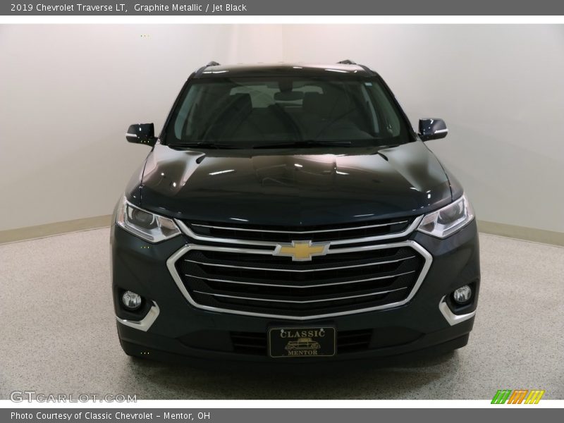 Graphite Metallic / Jet Black 2019 Chevrolet Traverse LT