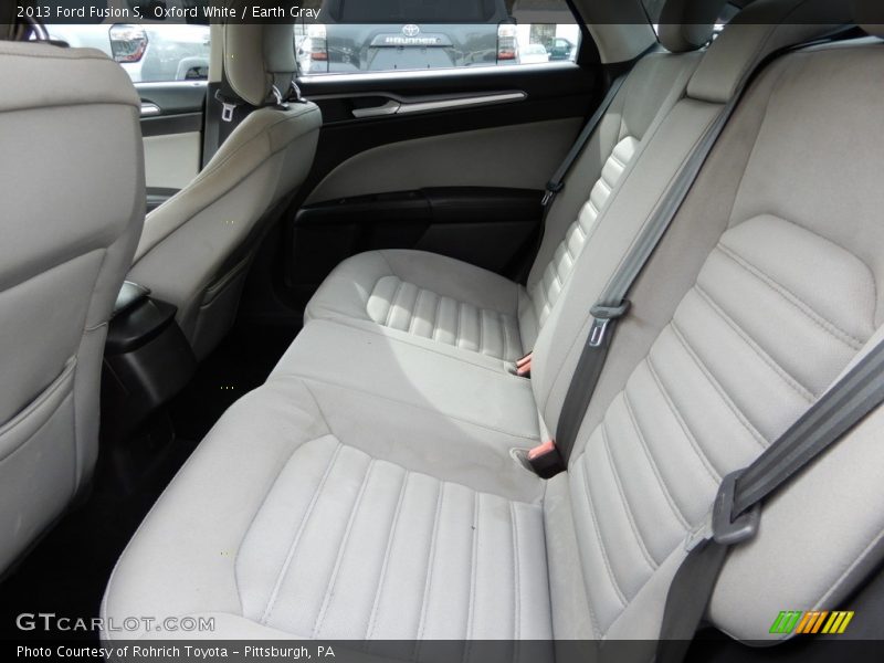 Oxford White / Earth Gray 2013 Ford Fusion S