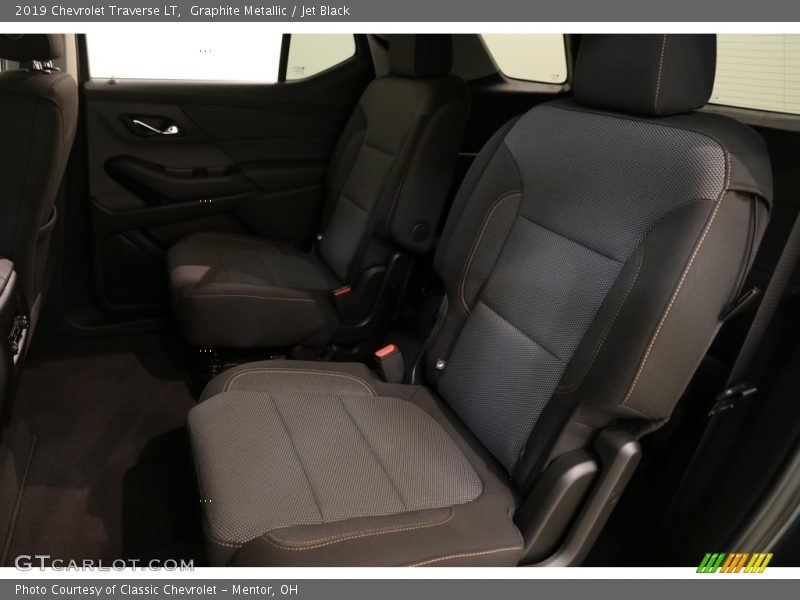 Graphite Metallic / Jet Black 2019 Chevrolet Traverse LT