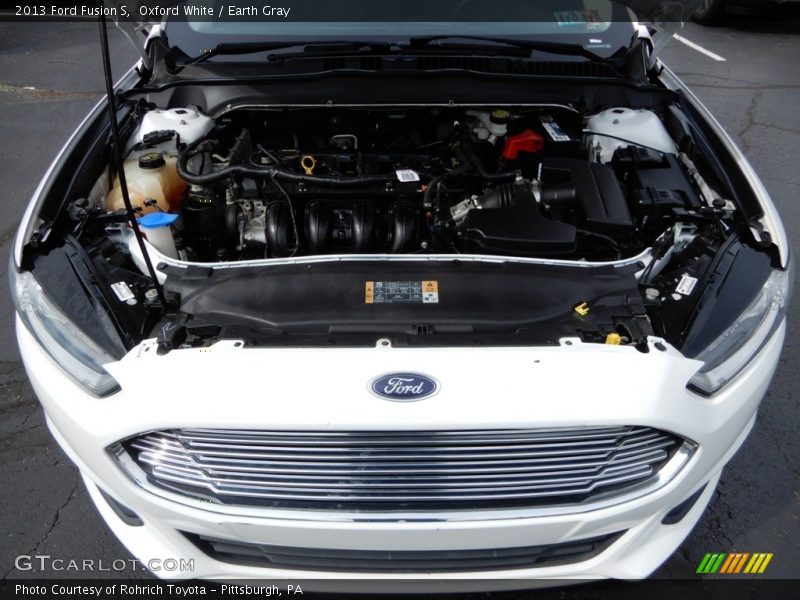 Oxford White / Earth Gray 2013 Ford Fusion S