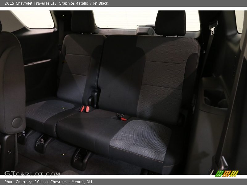 Graphite Metallic / Jet Black 2019 Chevrolet Traverse LT