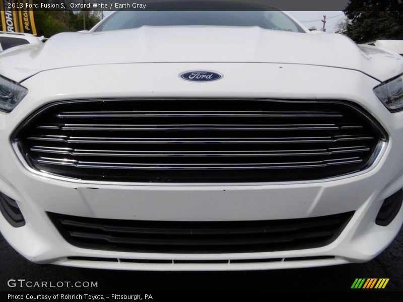 Oxford White / Earth Gray 2013 Ford Fusion S