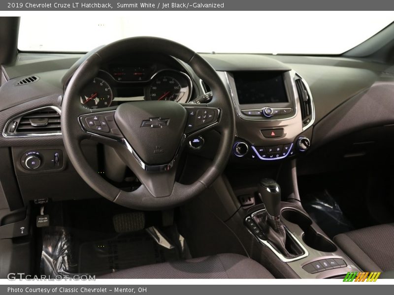 Summit White / Jet Black/­Galvanized 2019 Chevrolet Cruze LT Hatchback