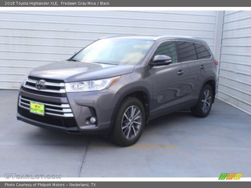 Predawn Gray Mica / Black 2018 Toyota Highlander XLE