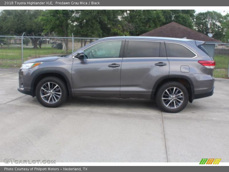 Predawn Gray Mica / Black 2018 Toyota Highlander XLE