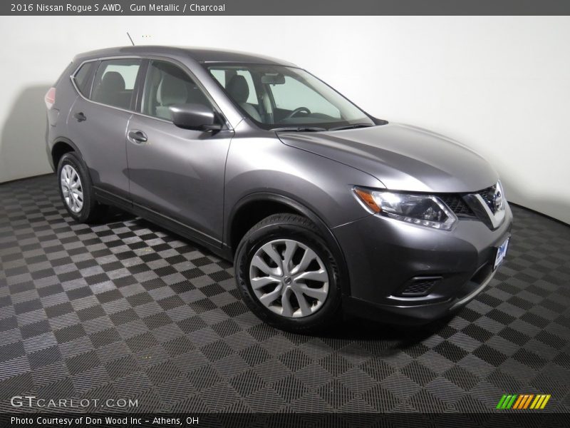 Gun Metallic / Charcoal 2016 Nissan Rogue S AWD