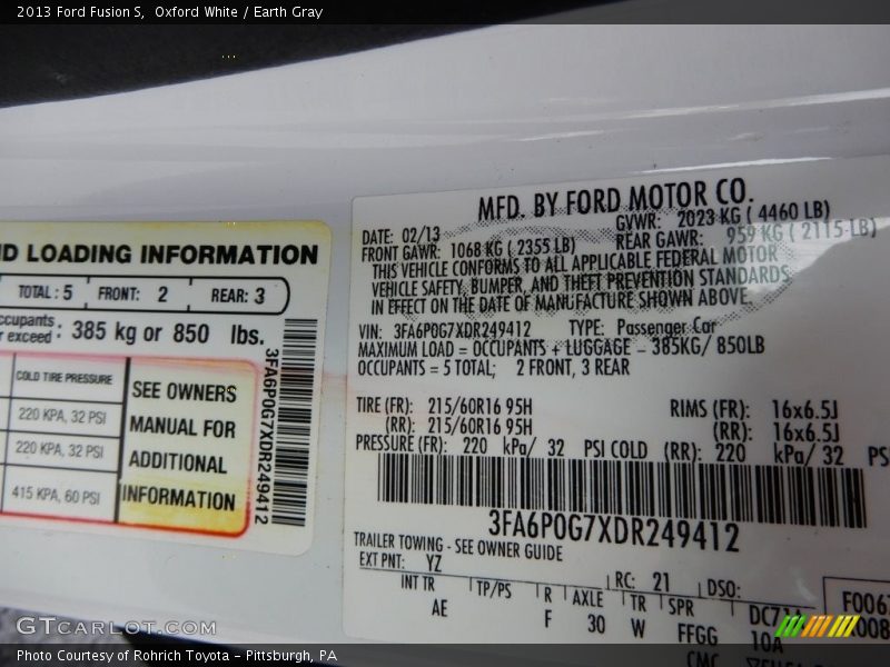 Oxford White / Earth Gray 2013 Ford Fusion S