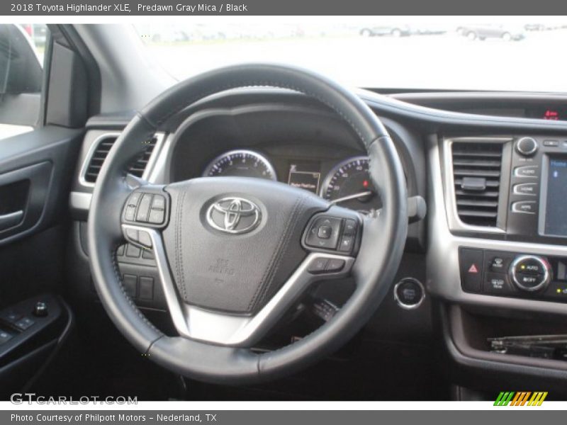 Predawn Gray Mica / Black 2018 Toyota Highlander XLE