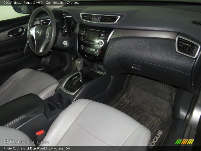 Gun Metallic / Charcoal 2016 Nissan Rogue S AWD