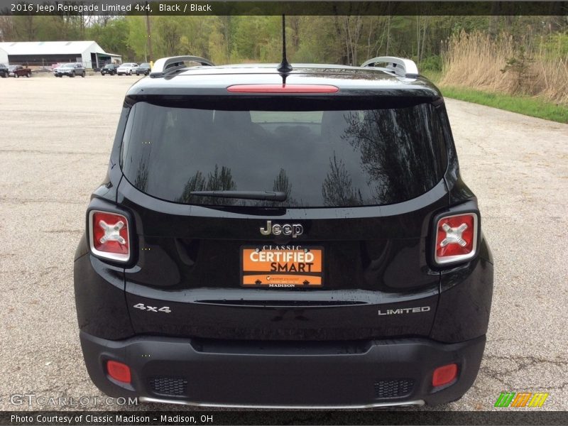 Black / Black 2016 Jeep Renegade Limited 4x4