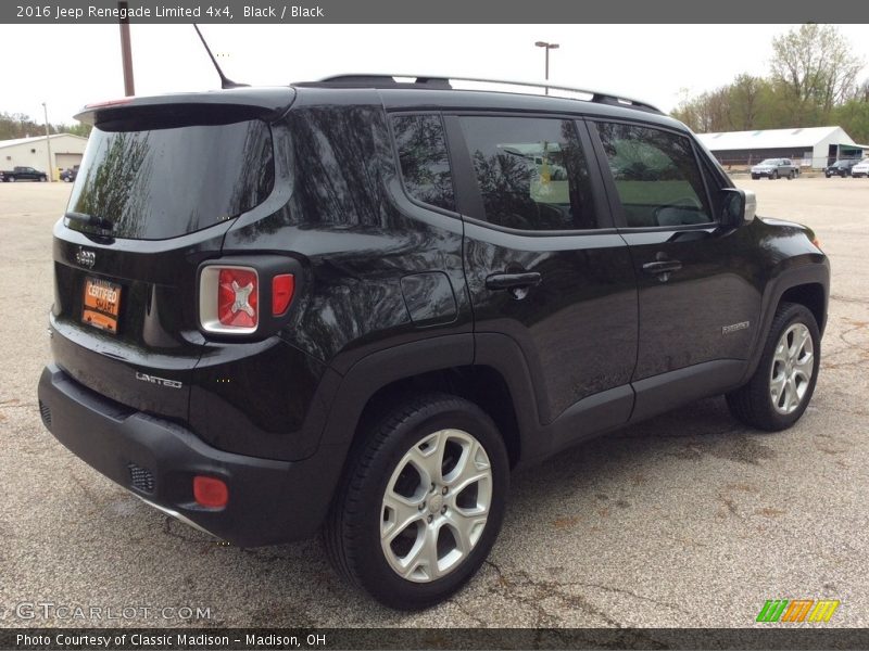 Black / Black 2016 Jeep Renegade Limited 4x4