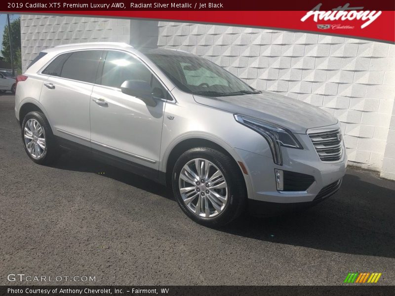 Radiant Silver Metallic / Jet Black 2019 Cadillac XT5 Premium Luxury AWD