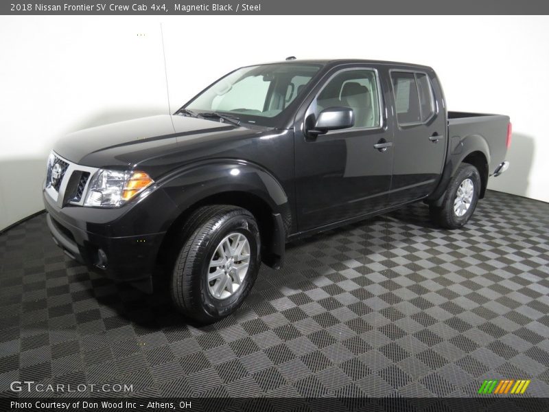 Magnetic Black / Steel 2018 Nissan Frontier SV Crew Cab 4x4