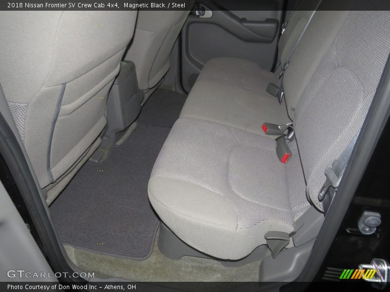 Magnetic Black / Steel 2018 Nissan Frontier SV Crew Cab 4x4