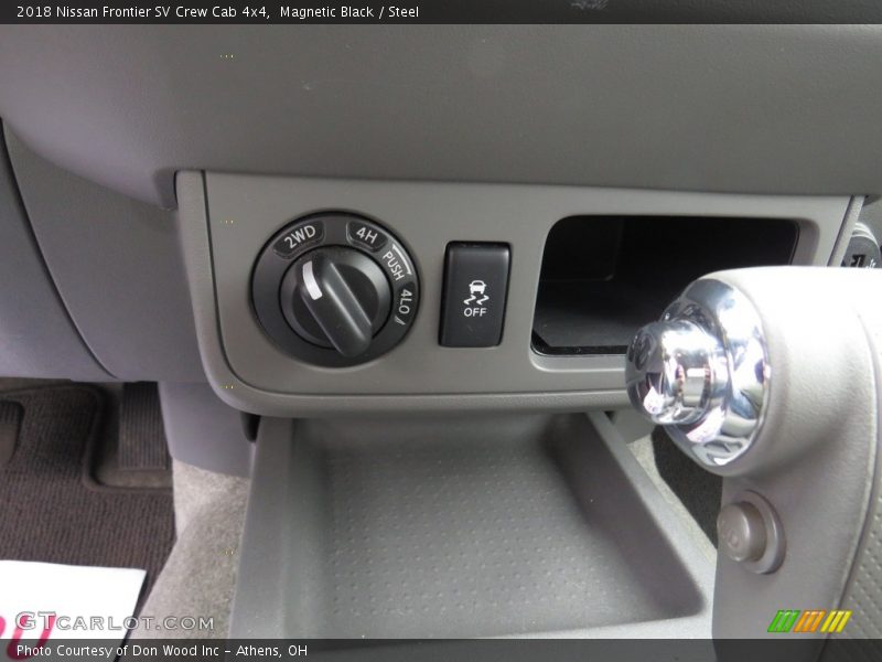 Magnetic Black / Steel 2018 Nissan Frontier SV Crew Cab 4x4