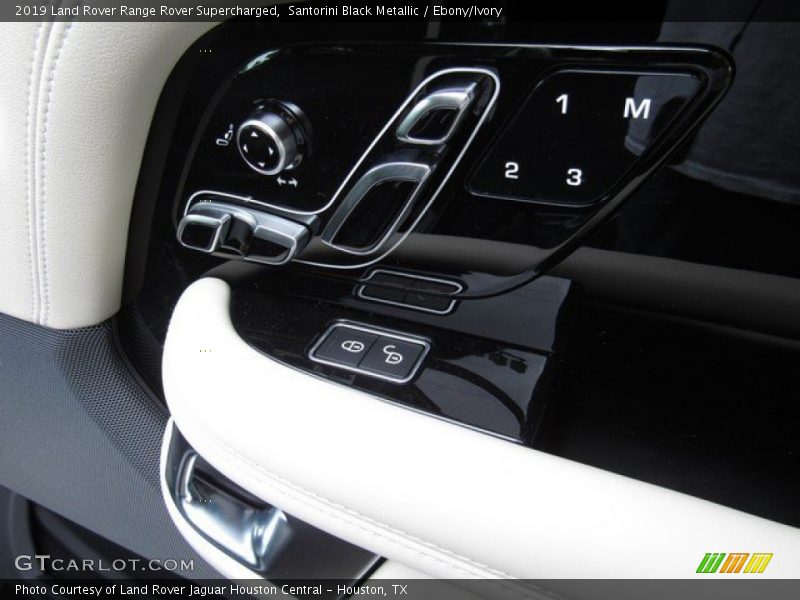 Santorini Black Metallic / Ebony/Ivory 2019 Land Rover Range Rover Supercharged
