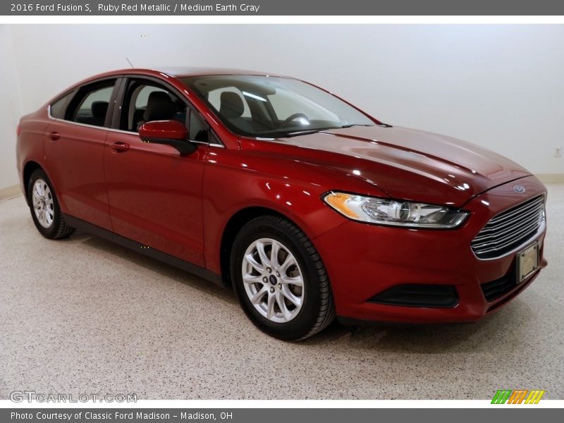 Ruby Red Metallic / Medium Earth Gray 2016 Ford Fusion S
