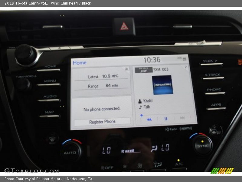 Wind Chill Pearl / Black 2019 Toyota Camry XSE