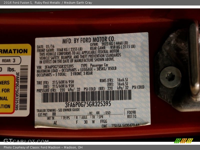 Ruby Red Metallic / Medium Earth Gray 2016 Ford Fusion S
