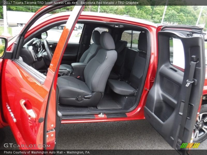 Barcelona Red Metallic / TRD Graphite 2017 Toyota Tacoma TRD Sport Access Cab 4x4