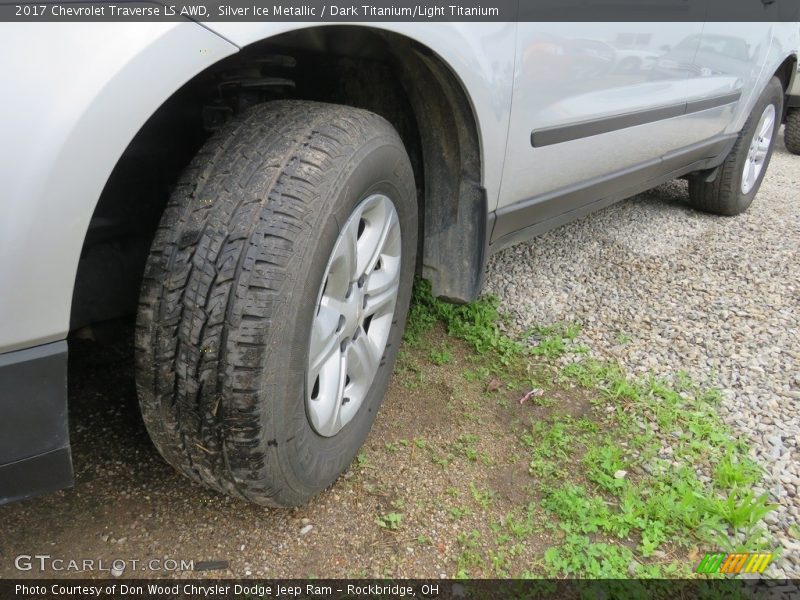 Silver Ice Metallic / Dark Titanium/Light Titanium 2017 Chevrolet Traverse LS AWD