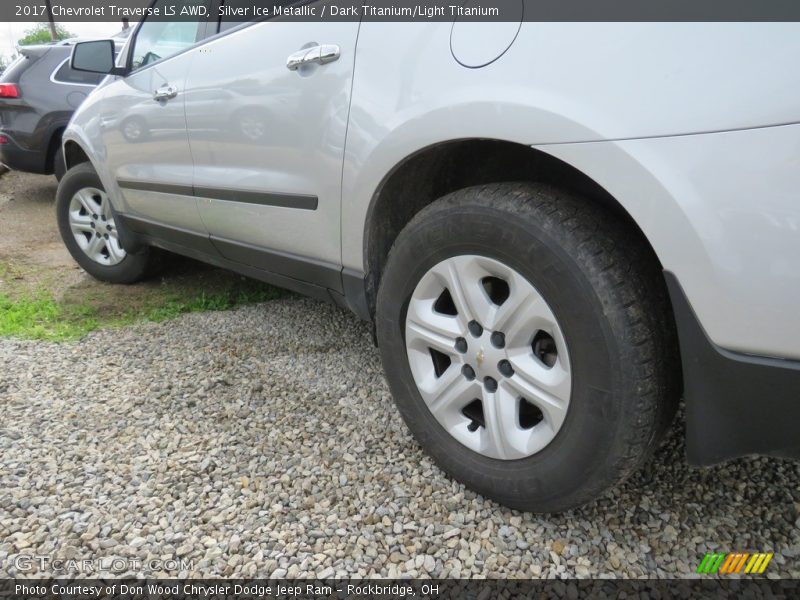 Silver Ice Metallic / Dark Titanium/Light Titanium 2017 Chevrolet Traverse LS AWD