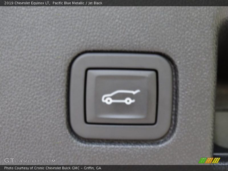 Pacific Blue Metallic / Jet Black 2019 Chevrolet Equinox LT