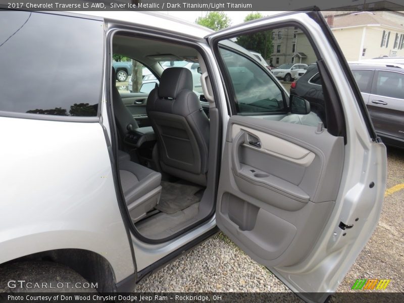 Silver Ice Metallic / Dark Titanium/Light Titanium 2017 Chevrolet Traverse LS AWD