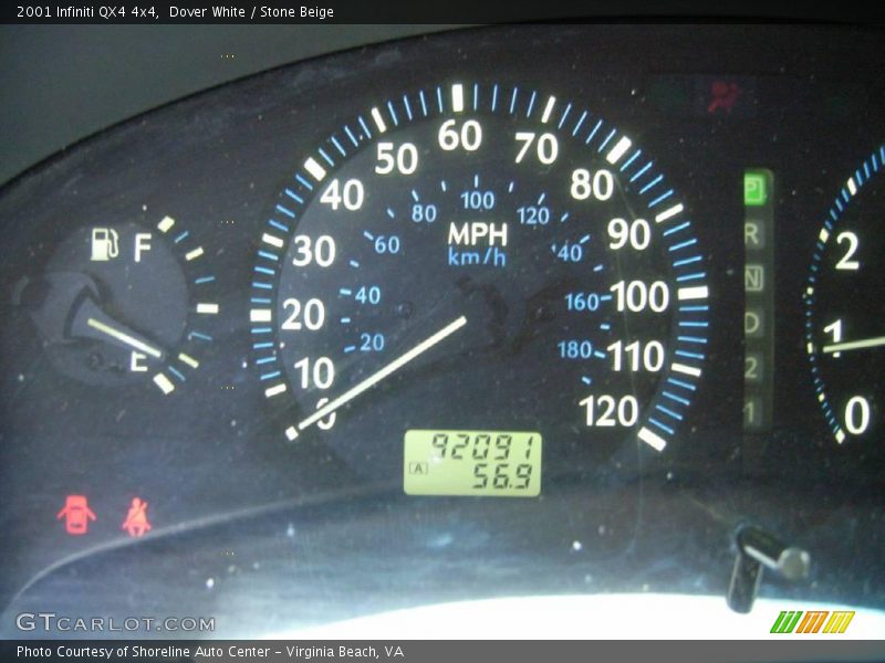 Dover White / Stone Beige 2001 Infiniti QX4 4x4