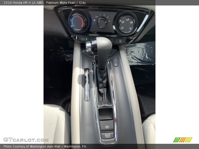 Platinum White Pearl / Gray 2019 Honda HR-V LX AWD