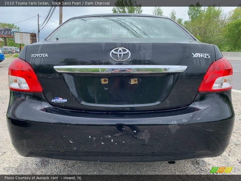 Black Sand Pearl / Dark Charcoal 2010 Toyota Yaris Sedan