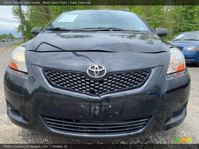Black Sand Pearl / Dark Charcoal 2010 Toyota Yaris Sedan