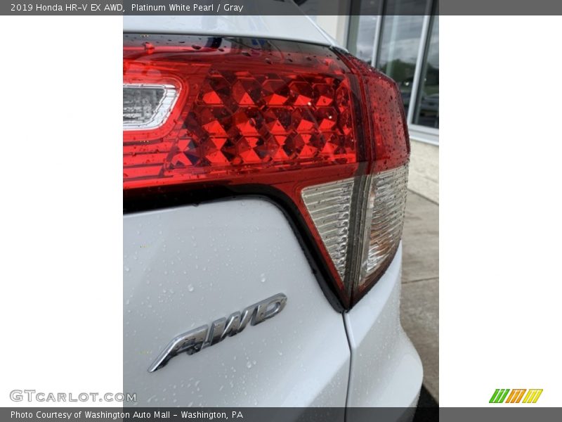 Platinum White Pearl / Gray 2019 Honda HR-V EX AWD