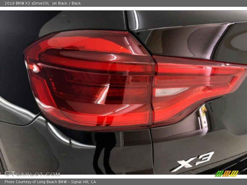 Jet Black / Black 2019 BMW X3 sDrive30i