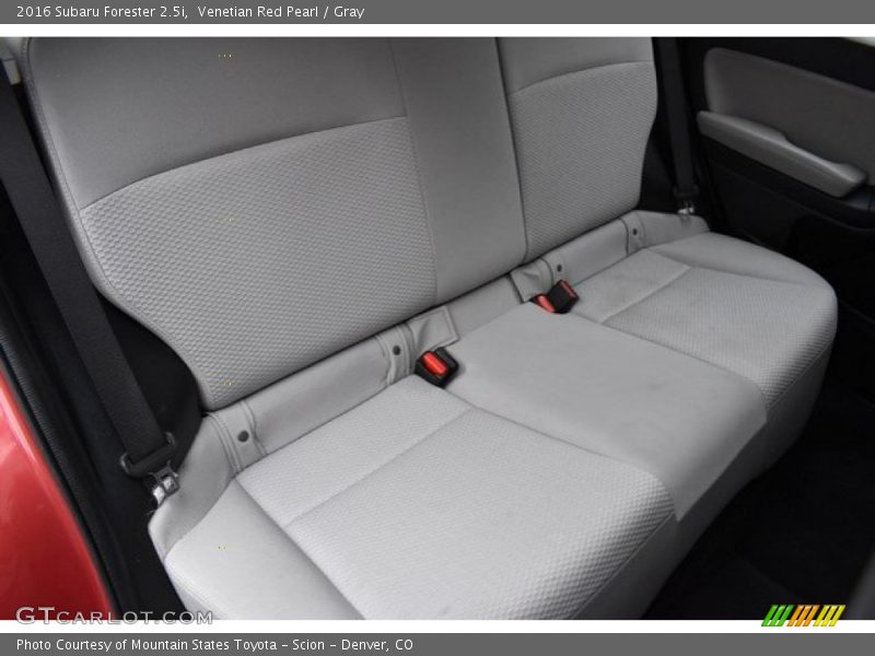 Venetian Red Pearl / Gray 2016 Subaru Forester 2.5i