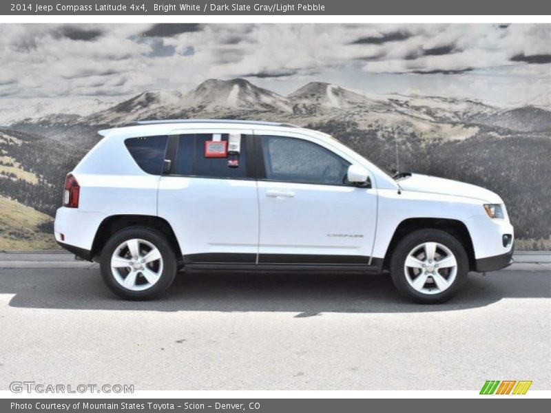 Bright White / Dark Slate Gray/Light Pebble 2014 Jeep Compass Latitude 4x4