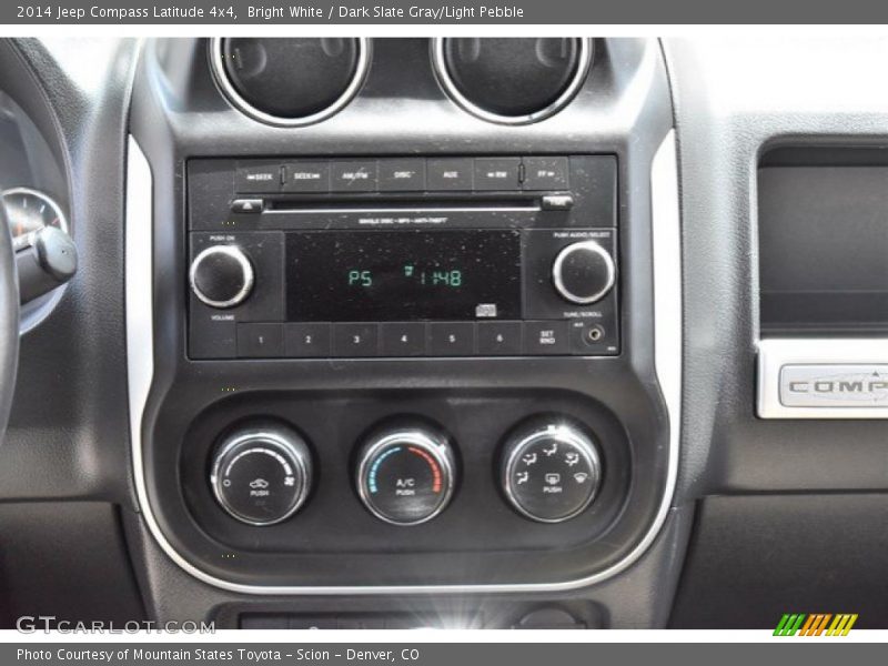 Bright White / Dark Slate Gray/Light Pebble 2014 Jeep Compass Latitude 4x4