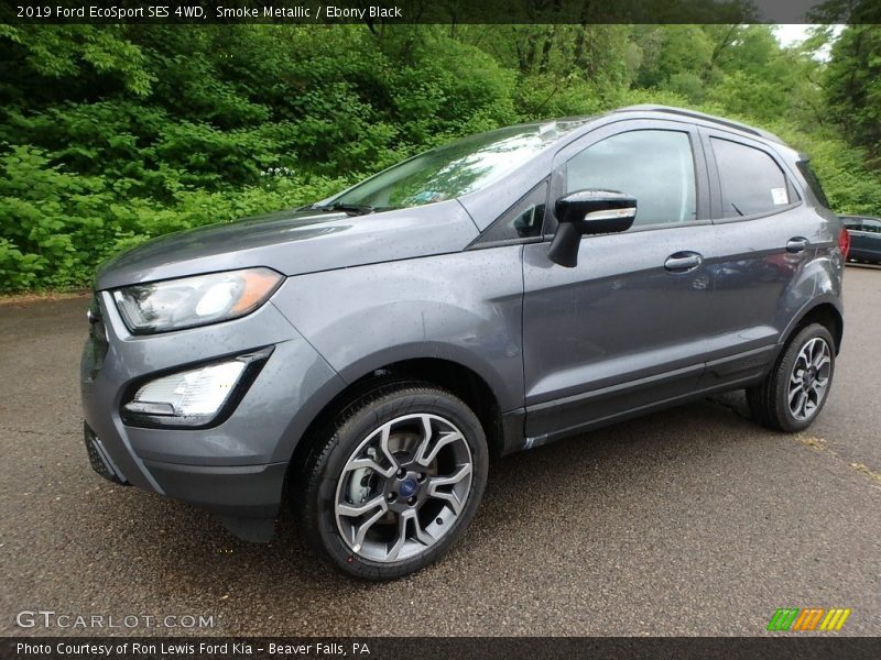 Front 3/4 View of 2019 EcoSport SES 4WD