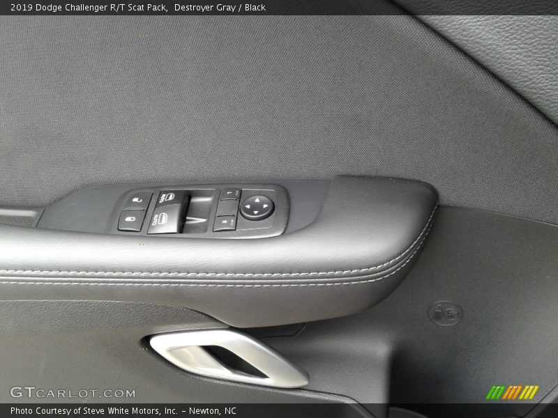 Destroyer Gray / Black 2019 Dodge Challenger R/T Scat Pack