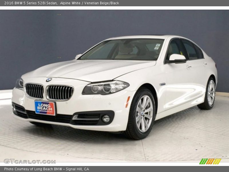 Alpine White / Venetian Beige/Black 2016 BMW 5 Series 528i Sedan
