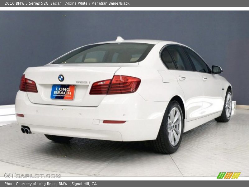 Alpine White / Venetian Beige/Black 2016 BMW 5 Series 528i Sedan