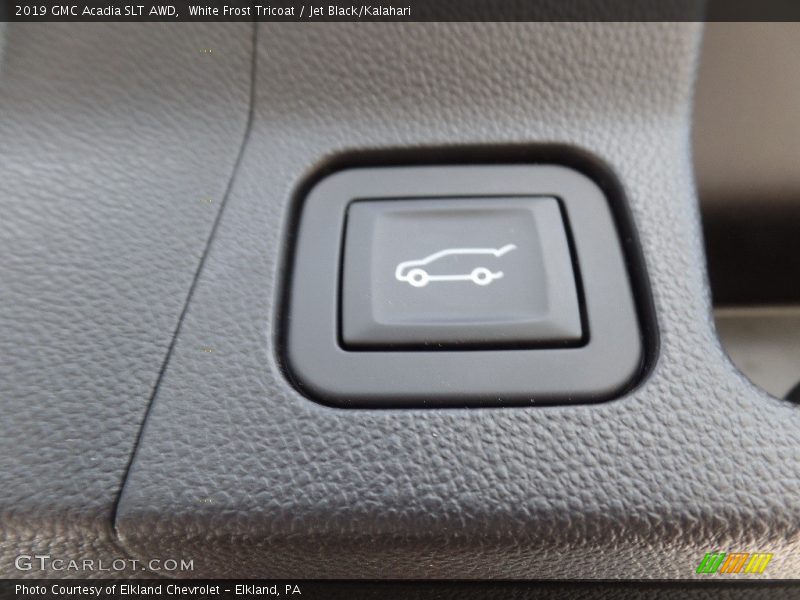 White Frost Tricoat / Jet Black/Kalahari 2019 GMC Acadia SLT AWD