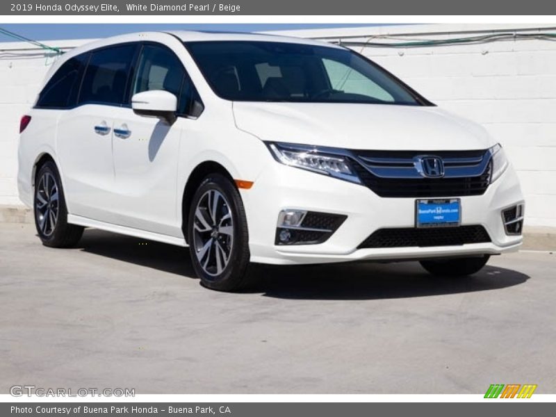 White Diamond Pearl / Beige 2019 Honda Odyssey Elite