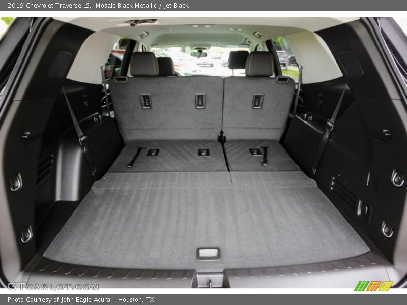 Mosaic Black Metallic / Jet Black 2019 Chevrolet Traverse LS