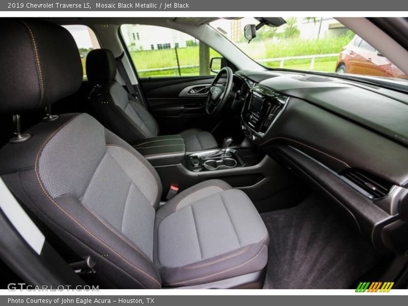 Mosaic Black Metallic / Jet Black 2019 Chevrolet Traverse LS