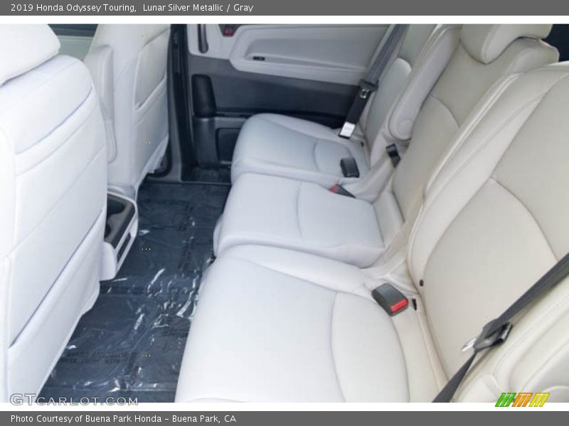 Lunar Silver Metallic / Gray 2019 Honda Odyssey Touring
