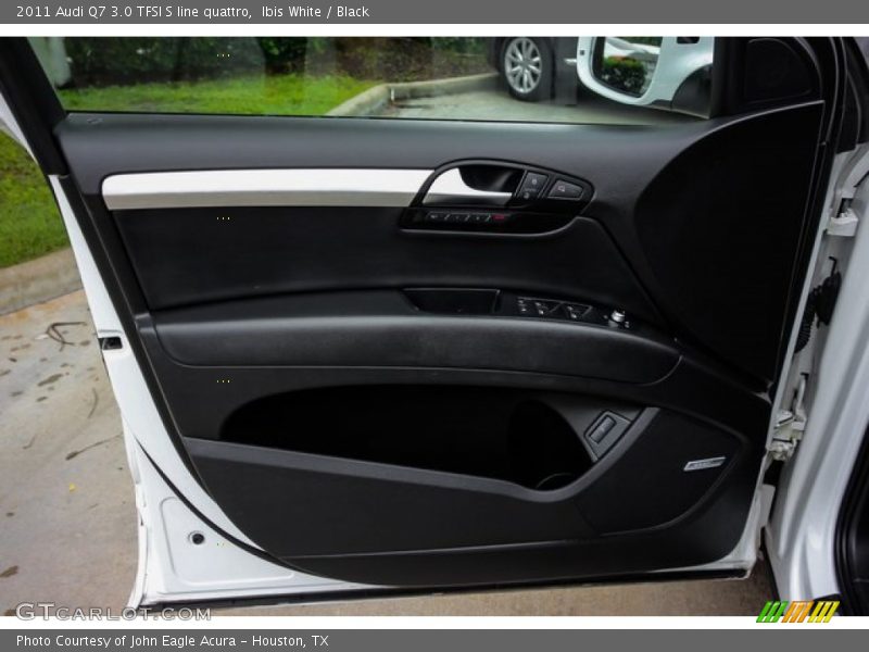 Ibis White / Black 2011 Audi Q7 3.0 TFSI S line quattro