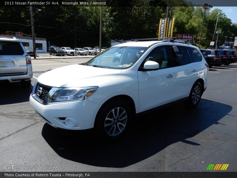 Moonlight White / Almond 2013 Nissan Pathfinder SV 4x4